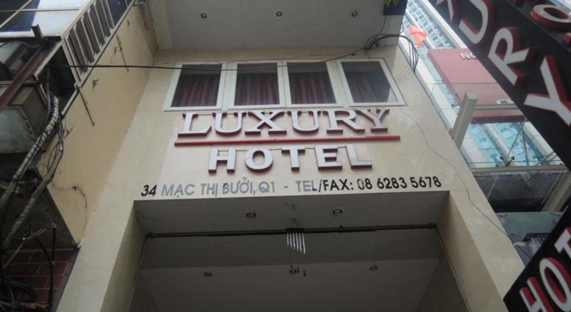 Khách sạn Luxury