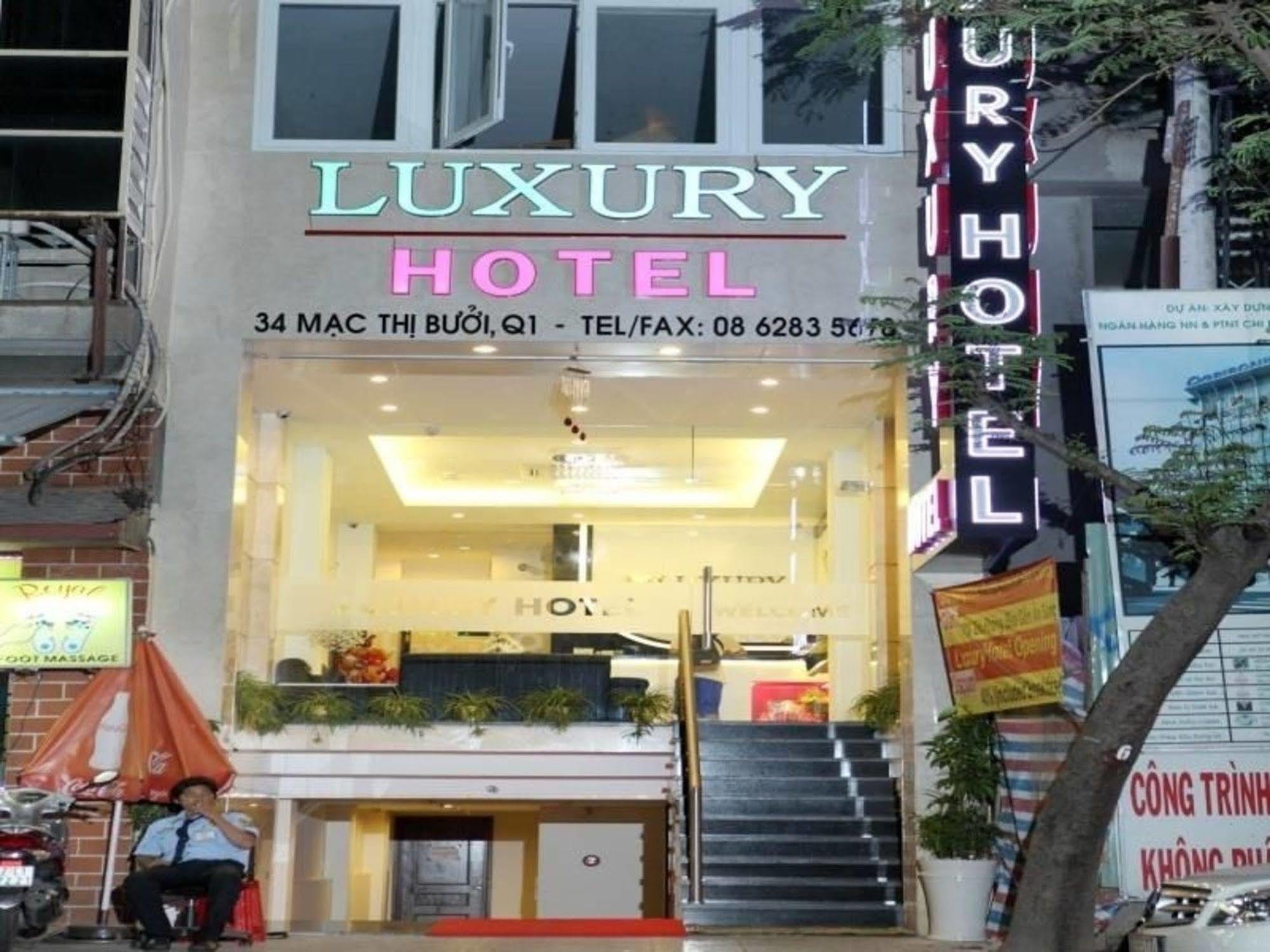 Luxury Hotel 2*