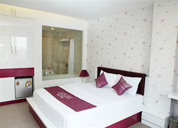 Luxury 2* TP. Hồ Chí Minh