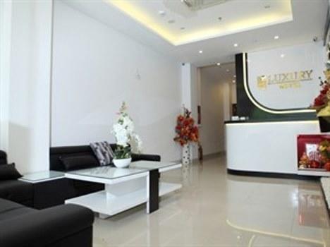 Khách sạn Luxury