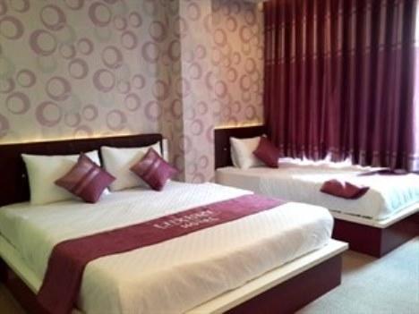 Khách sạn Luxury